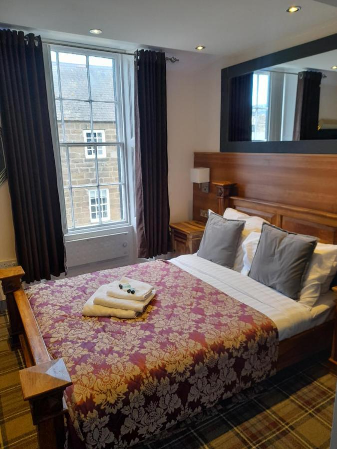 Schooner Hotel Алнмут Екстериор снимка